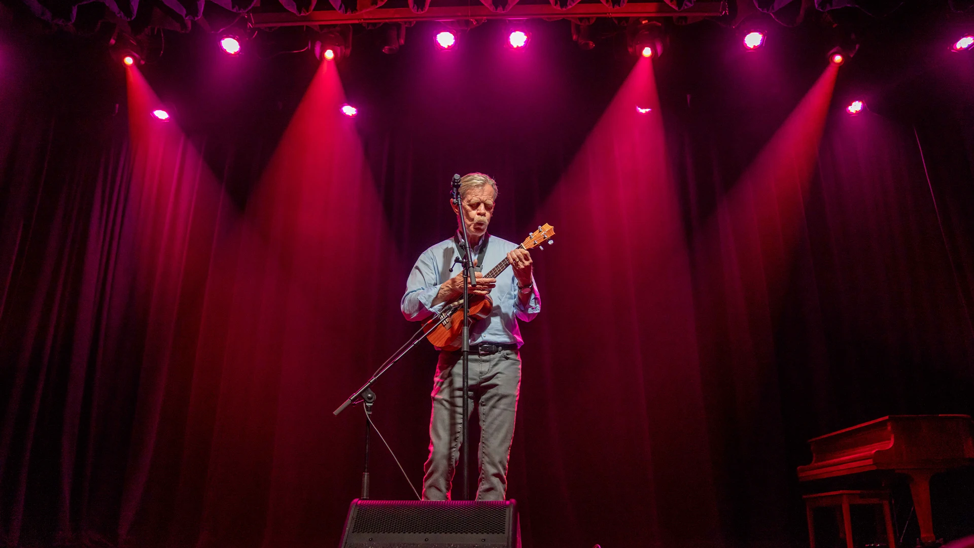 7_Slider-Bill-Macey